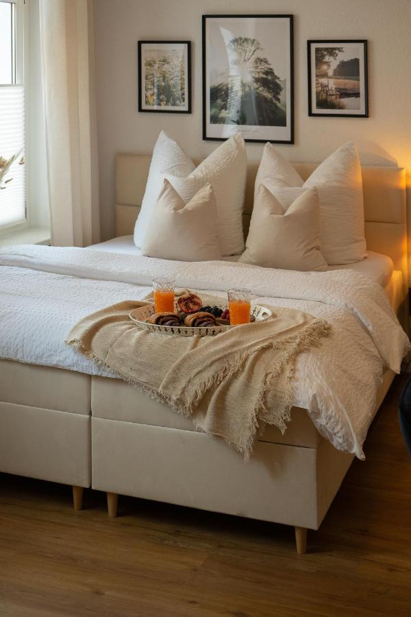 Suite Fuer 4 Mit Terrasse Im Herzen Der Innenstadt Schwerin  Exterior photo